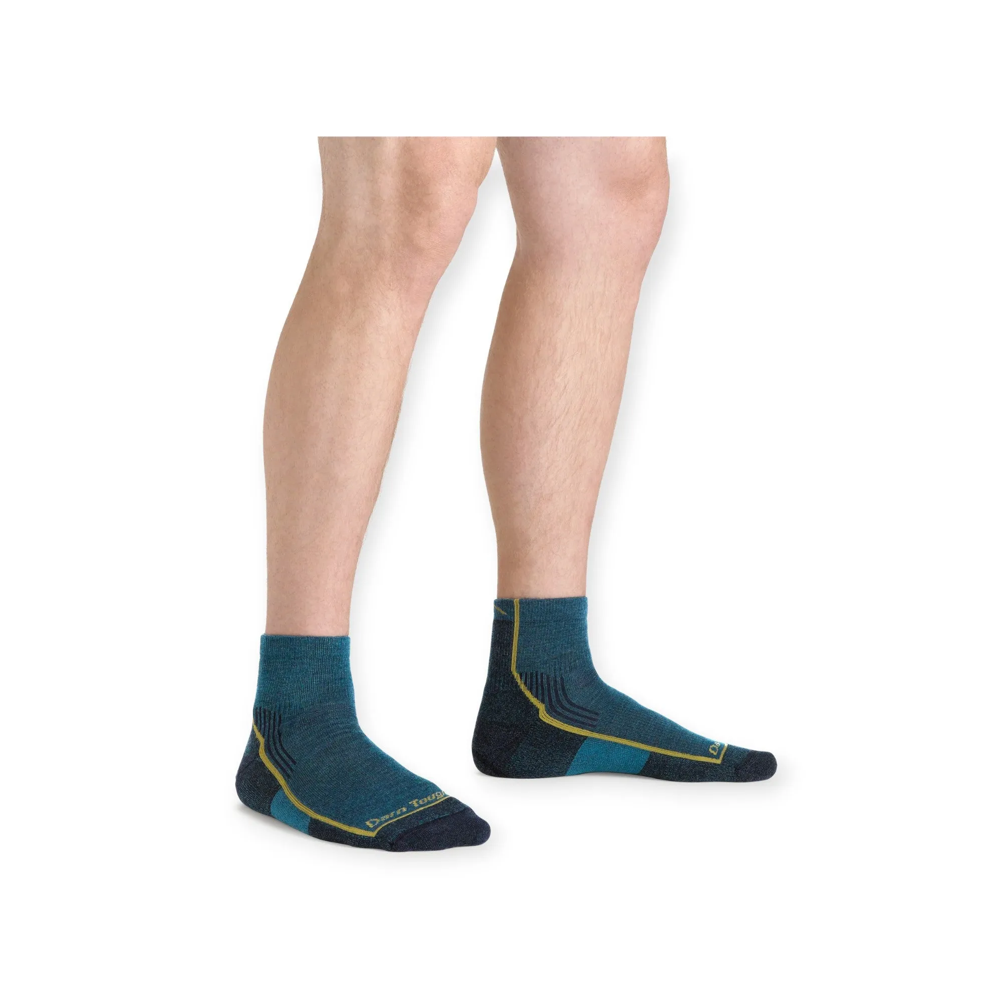Darn Tough Men's Hiker Quarter Midweight With Cushion Hiking Socks