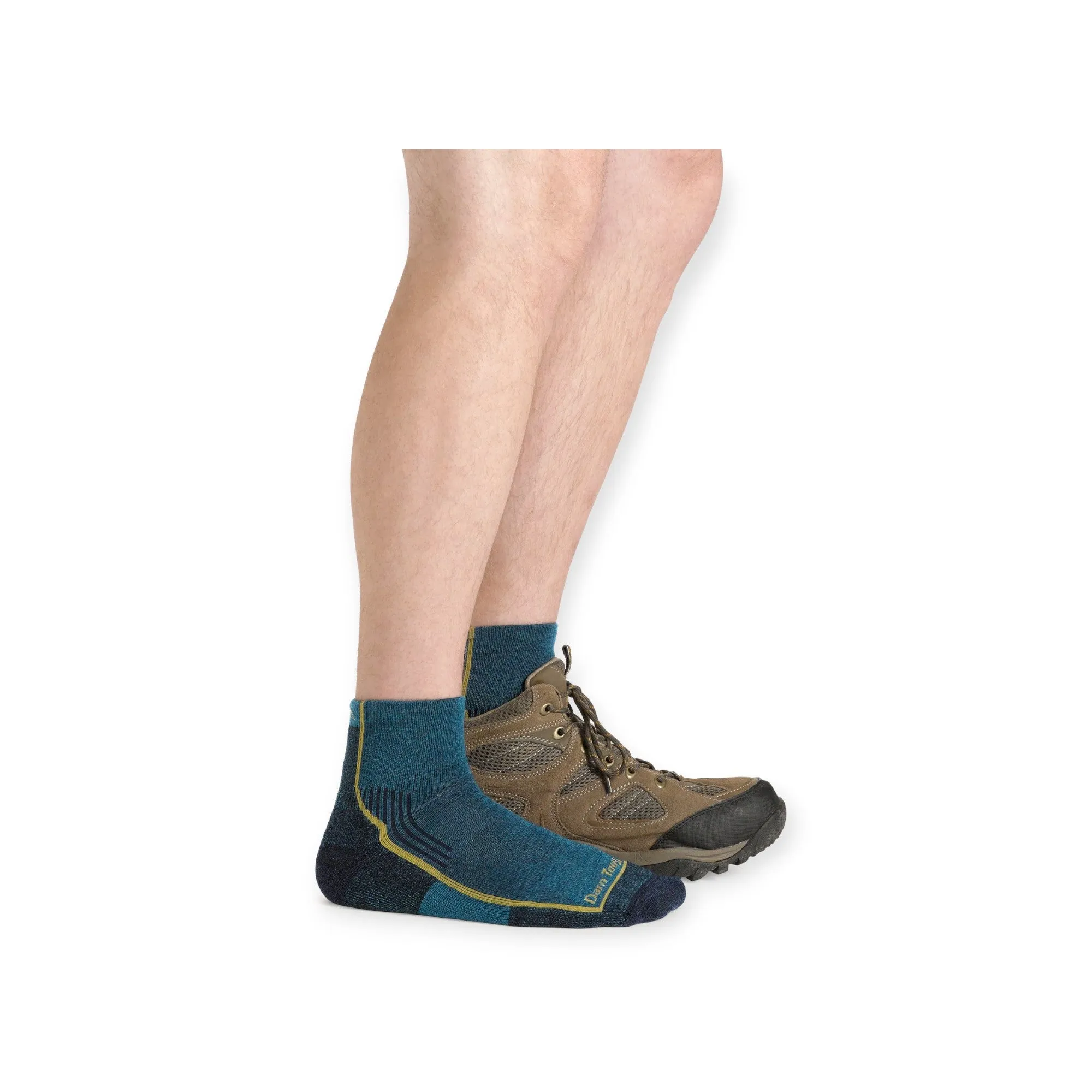 Darn Tough Men's Hiker Quarter Midweight With Cushion Hiking Socks
