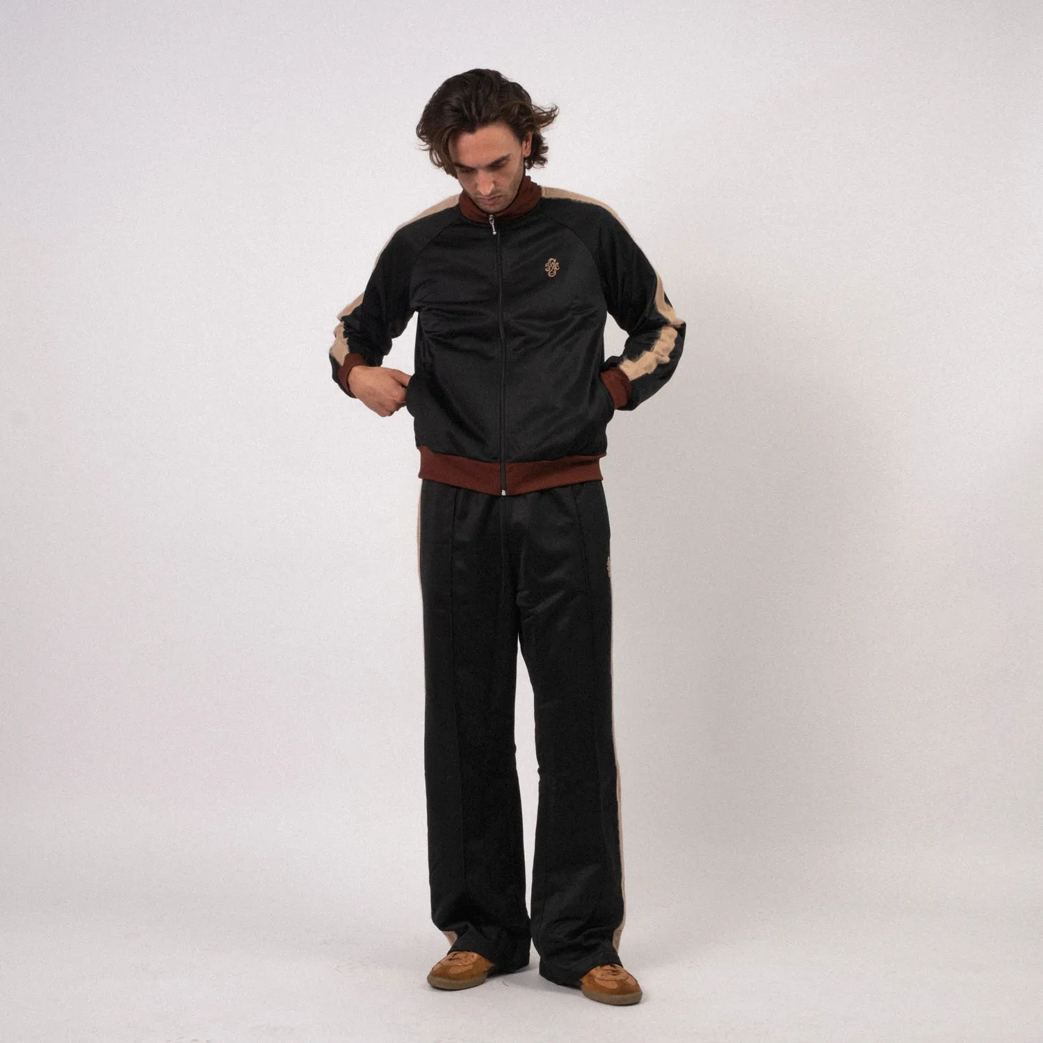 [STOCKHOLM (SURFBOARD) CLUB] U3000120 TRACK _ BLACK