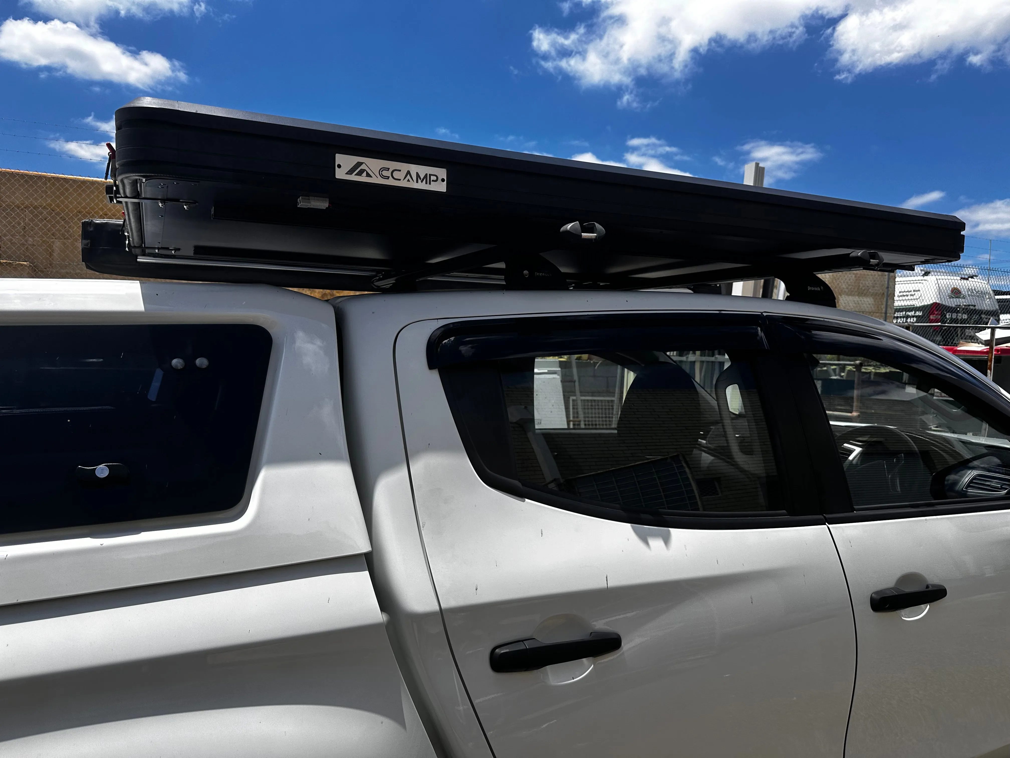 Super Slimline Max Rooftop Tent Plus Zipping Awning