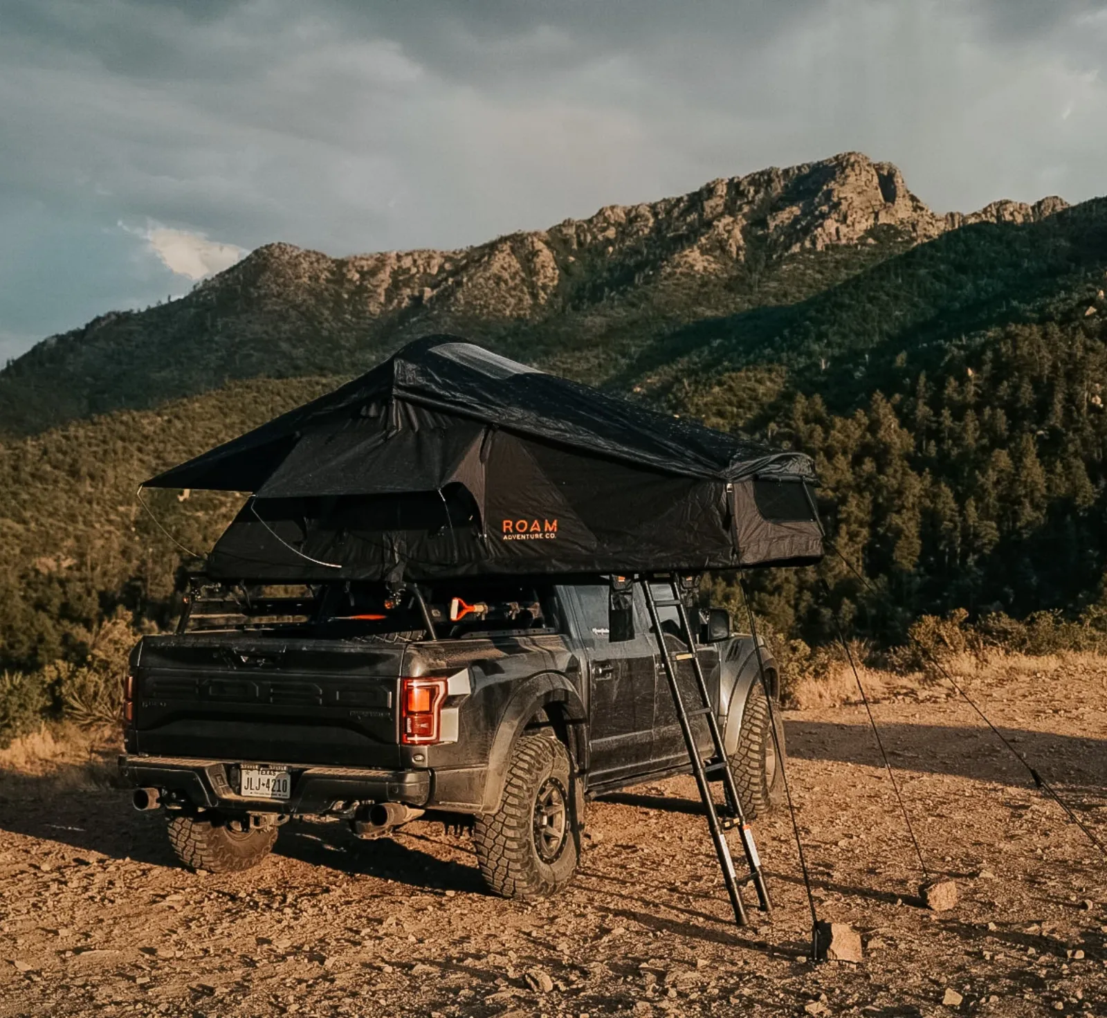 Vagabond Lite Rooftop Tent - ROAM